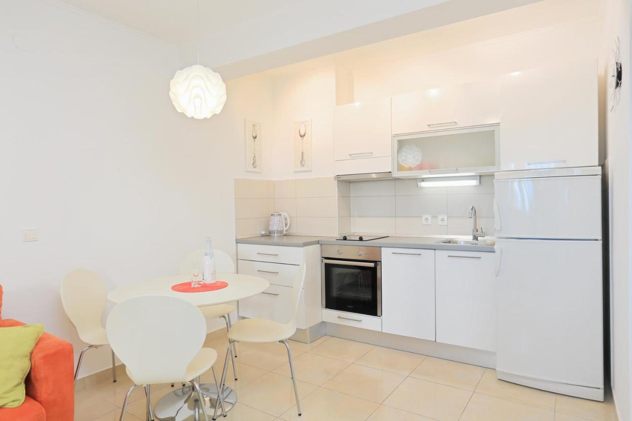 Apartments By The Sea Podgora, Makarska - 2594 Exterior photo