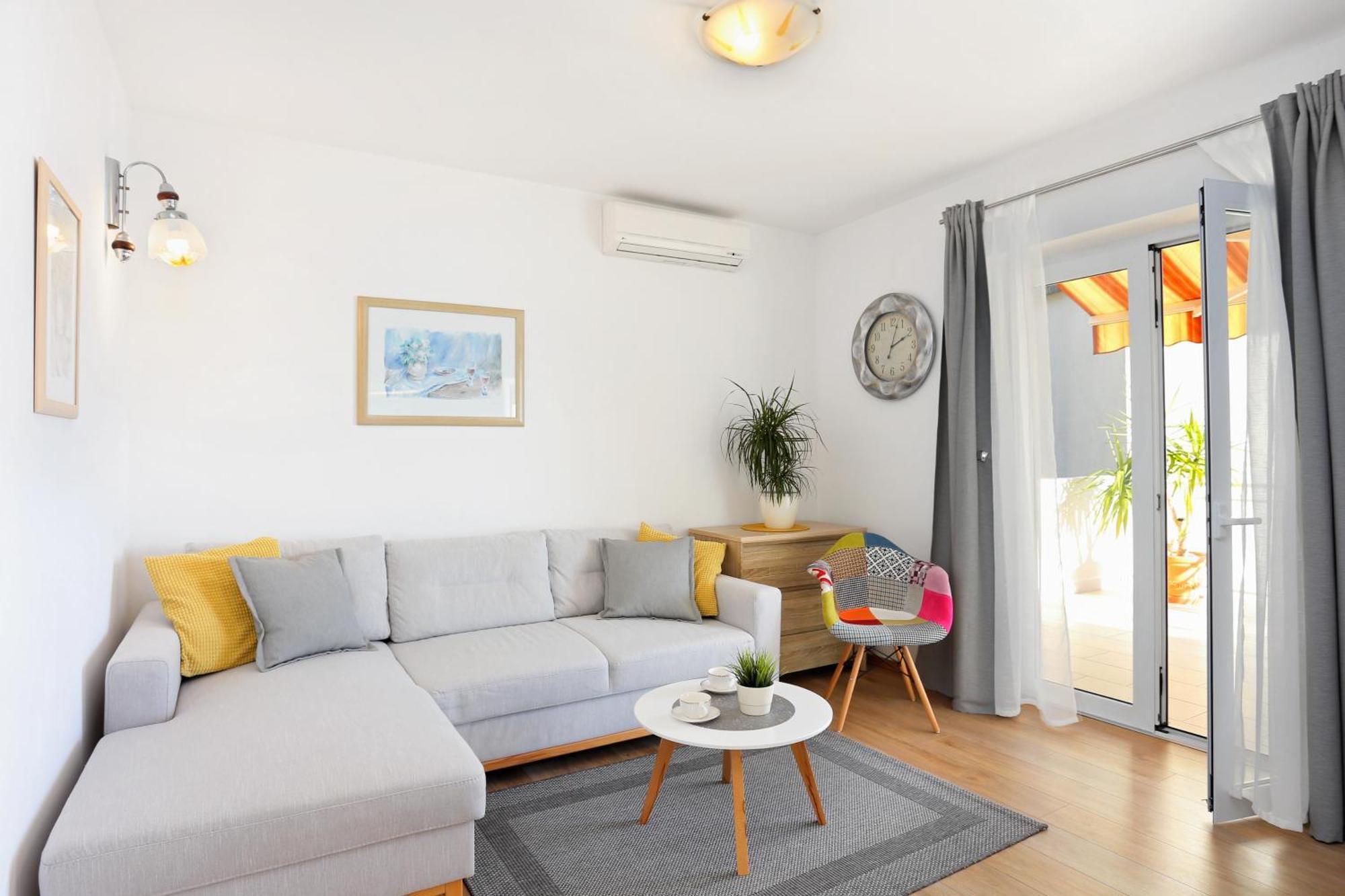 Apartments By The Sea Podgora, Makarska - 2594 Room photo